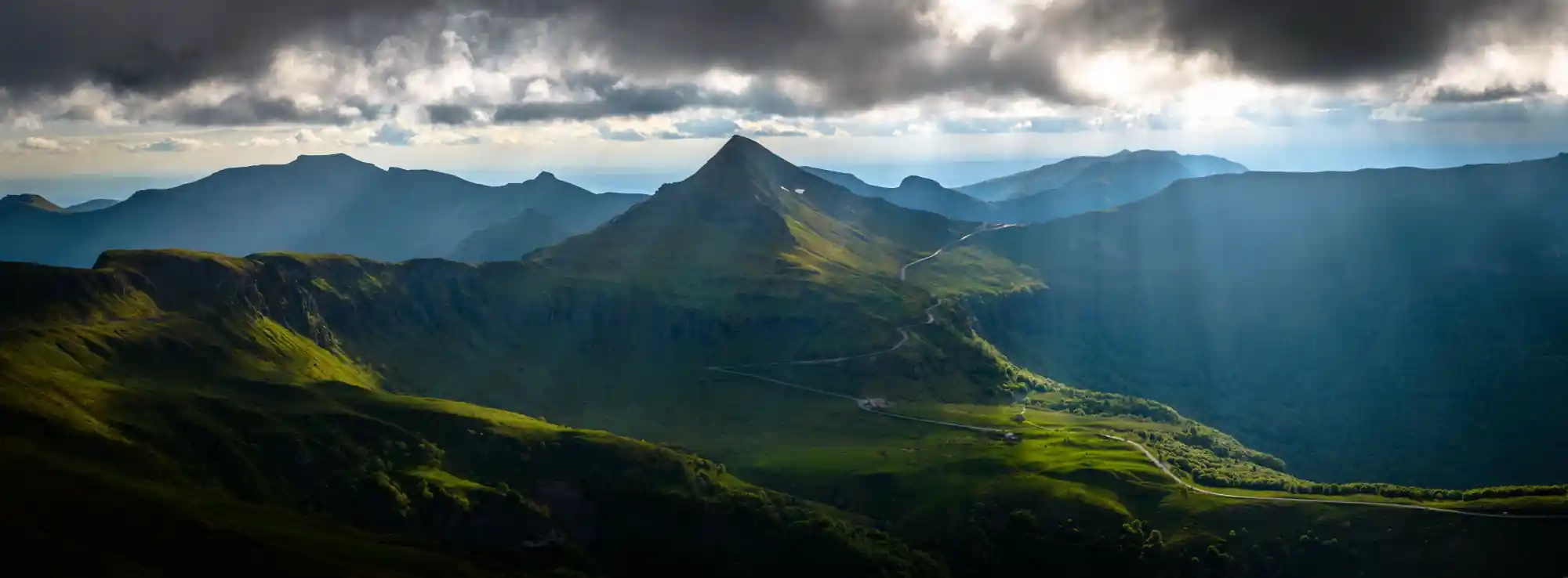 bannière Le Tour du Volcan du Cantal