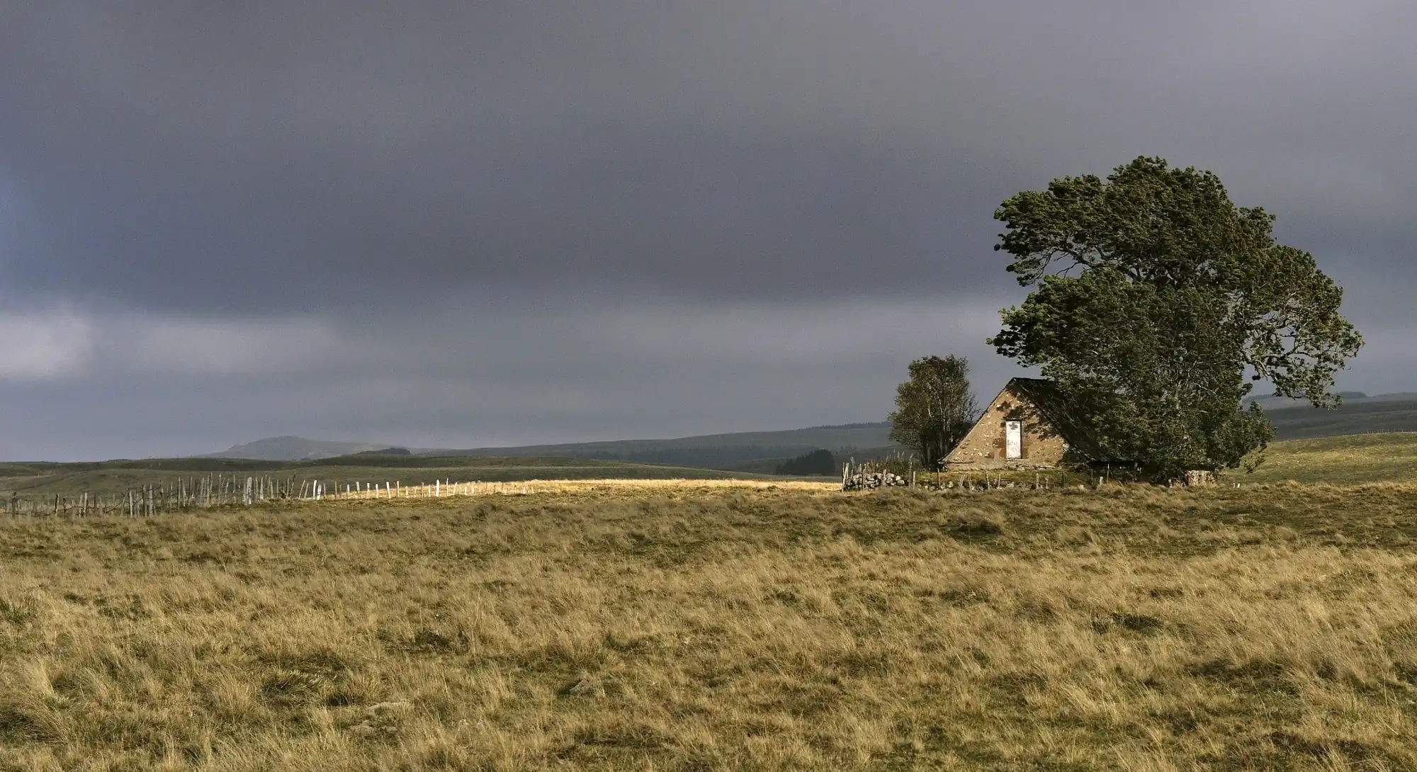 bannière Le Tour des monts d'Aubrac