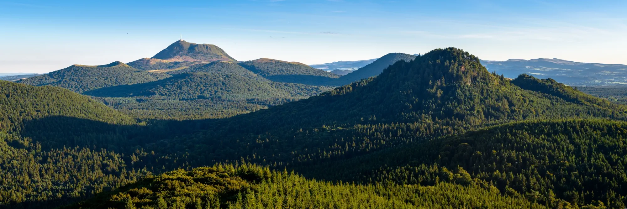 bannière Le tour des volcans et lacs d’Auvergne - GR 30