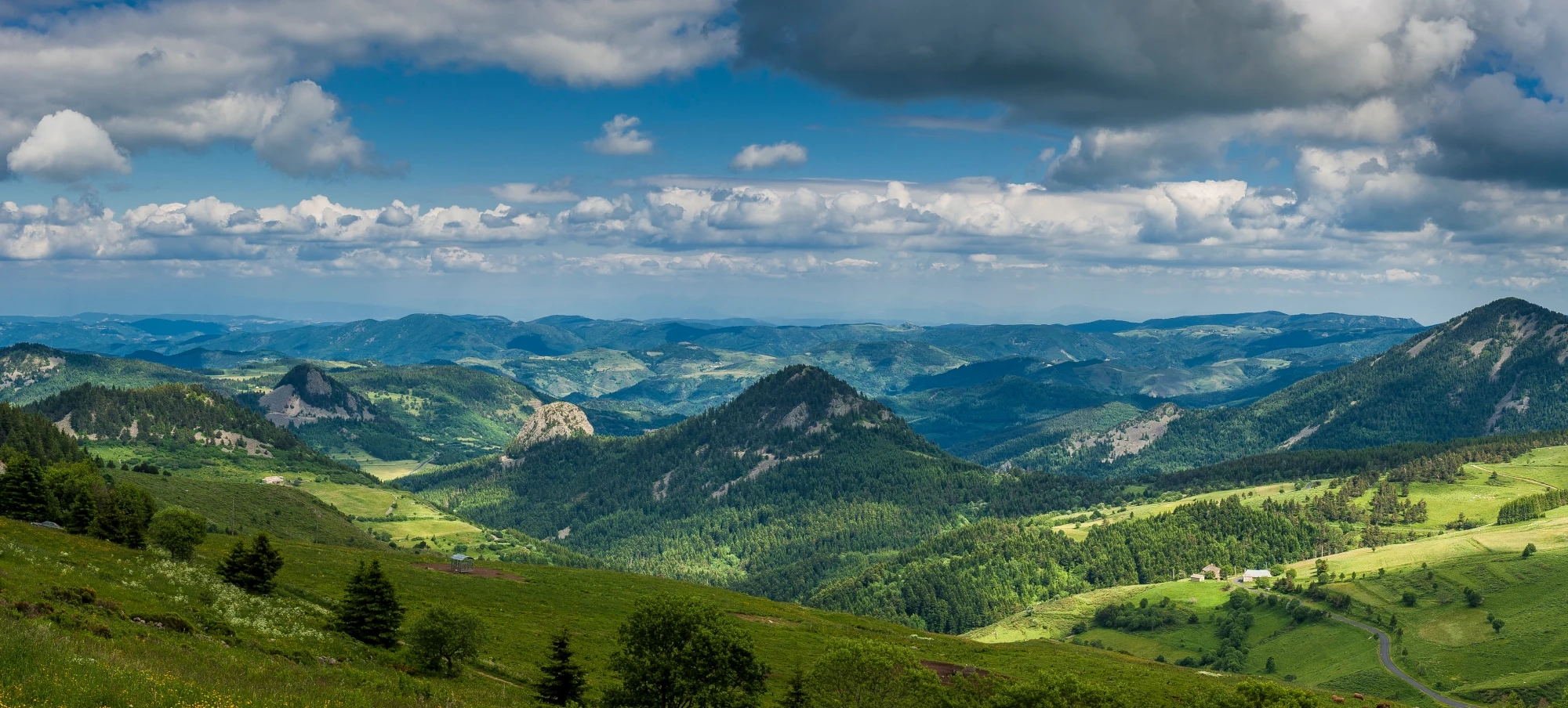 bannière Le Tour des volcans du Velay GR®40