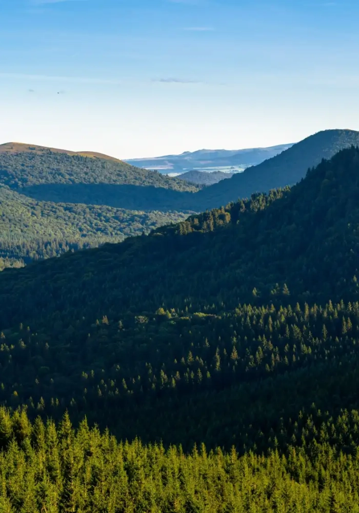 bannière The Auvergne Volcanoes and Lakes Trail